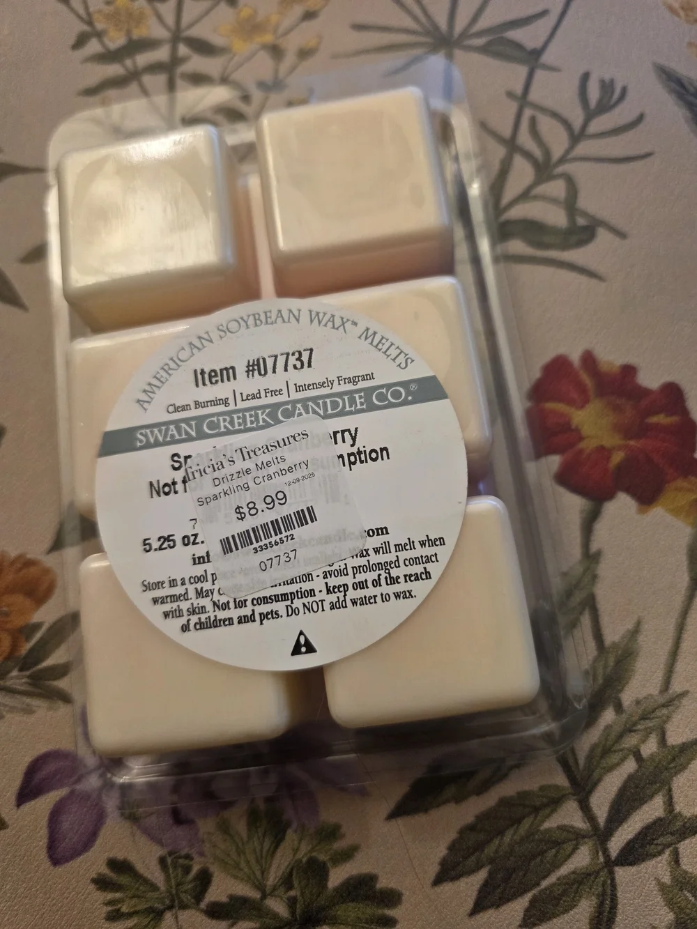 Swan Creek Candle Co sparkling cranberry